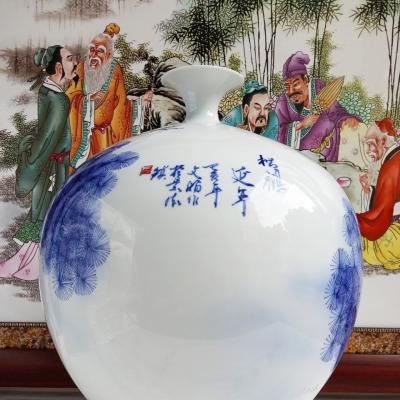 Bình hút tài lộc họa tiết Tùng Hạc Diên Niên